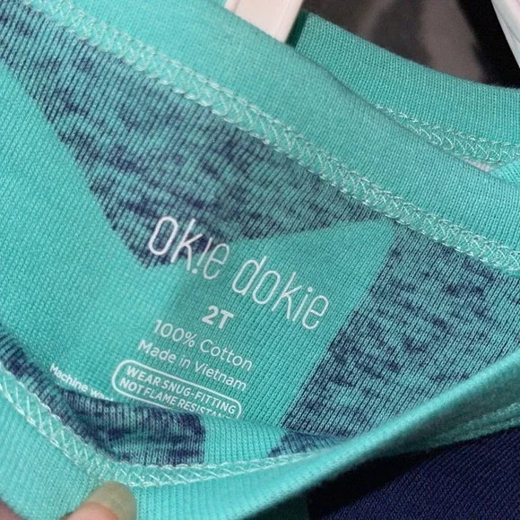 Set - Picture 3 of 3